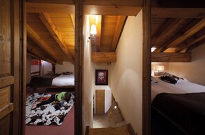 Appartement, 3 chambres (Planton) | Literie de qualité supérieure, coffres-forts dans les chambres