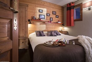 Premium bedding, in-room safe, free WiFi - Résidences Village Montana by Les Etincelles  (Tignes)
