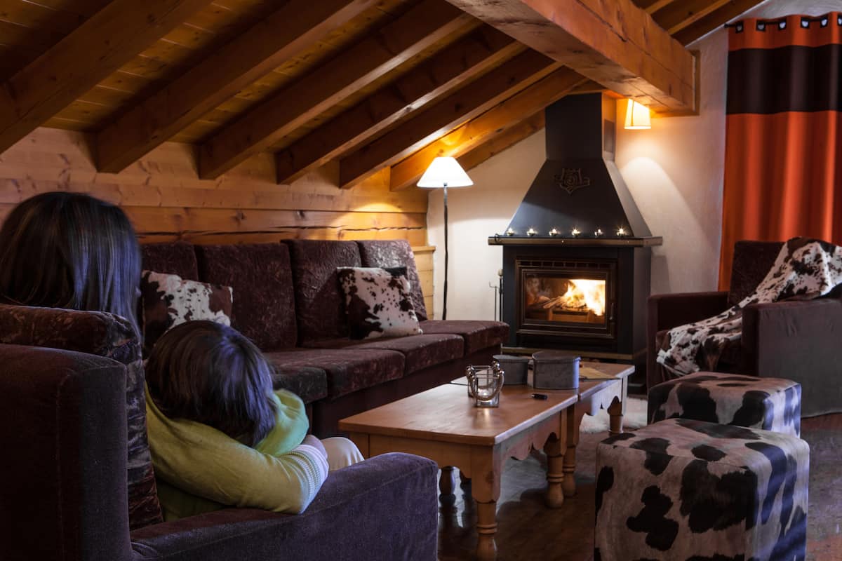 3 bedrooms, premium bedding, in-room safe, free WiFi