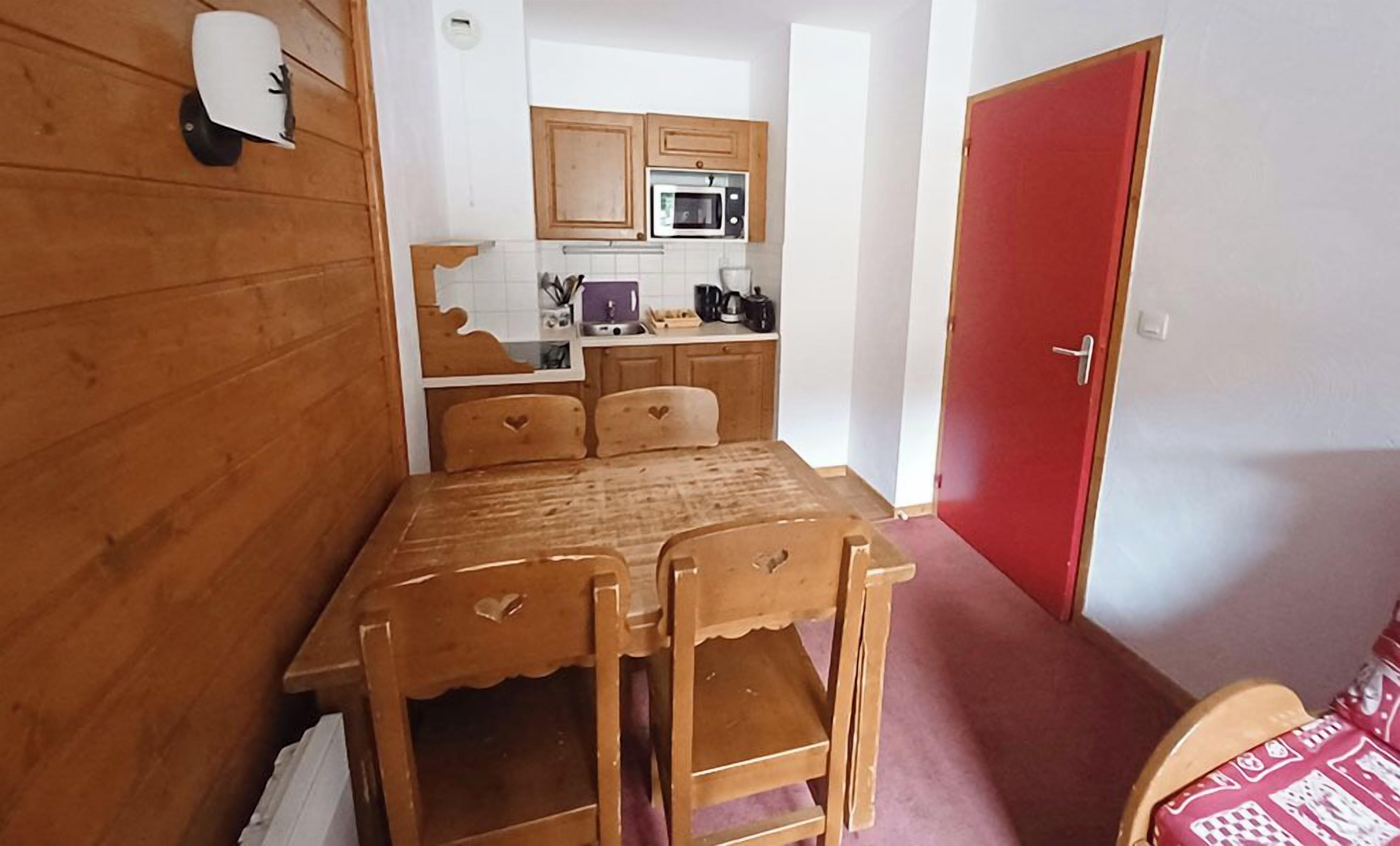 公寓 | 私人廚房 | 雪櫃、焗爐、爐具、洗碗機