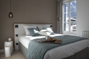 Cunas gratuitas, wifi gratis y ropa de cama 