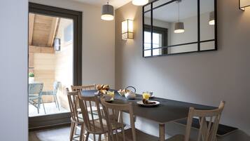 Appartement Premium, 3 chambres, terrasse, vue montagne | Terrasse/Patio