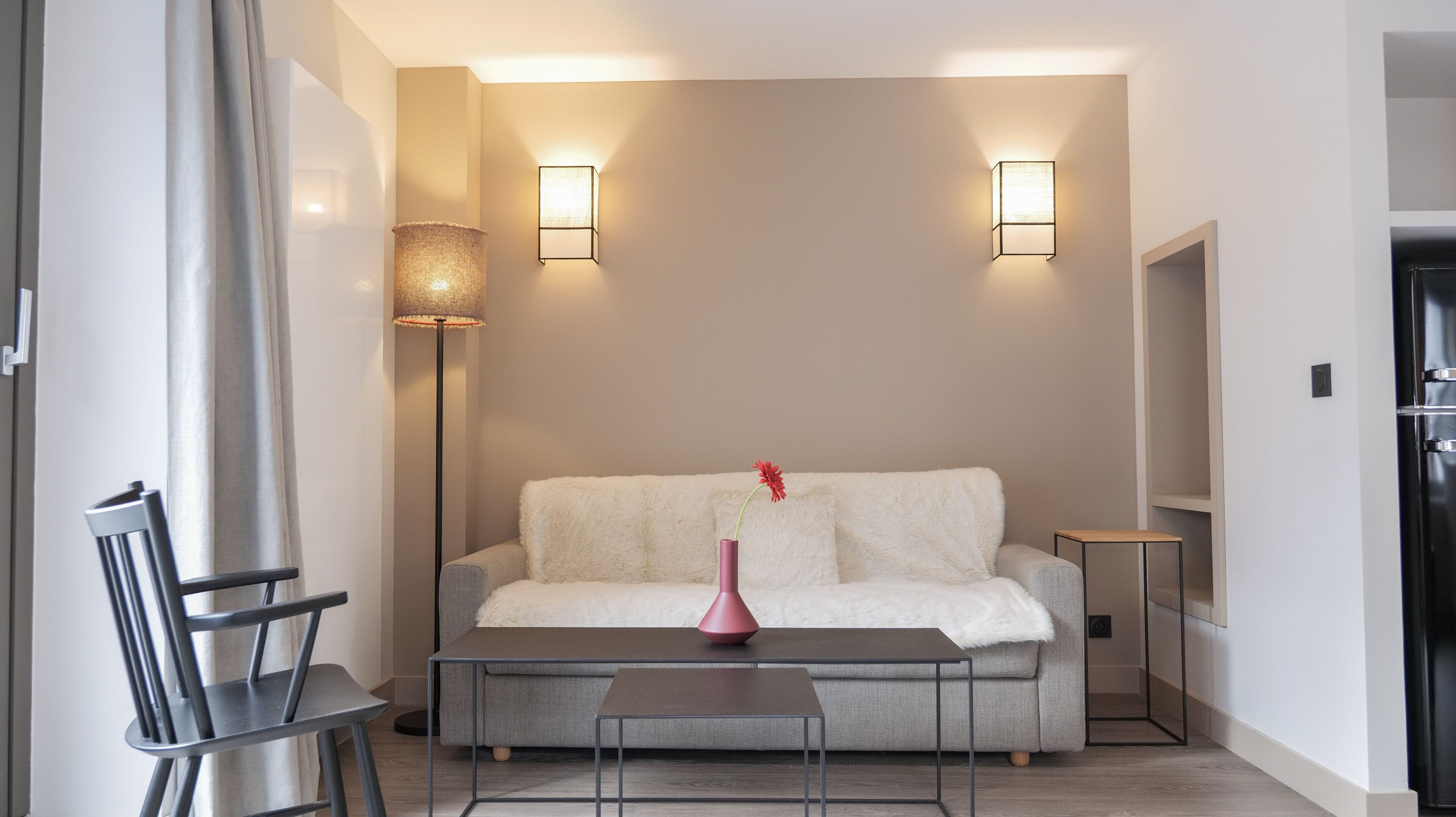 family duplex, 2 bedrooms, city view | living area | flat-screen tv