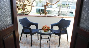 Double Room | Terrace/patio - Bayview Hotel (Lima)
