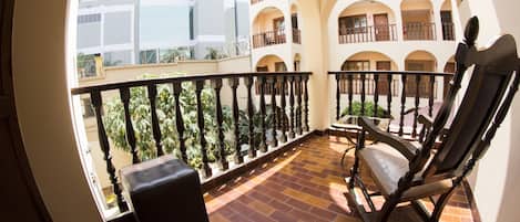 Double Room | Balcony
