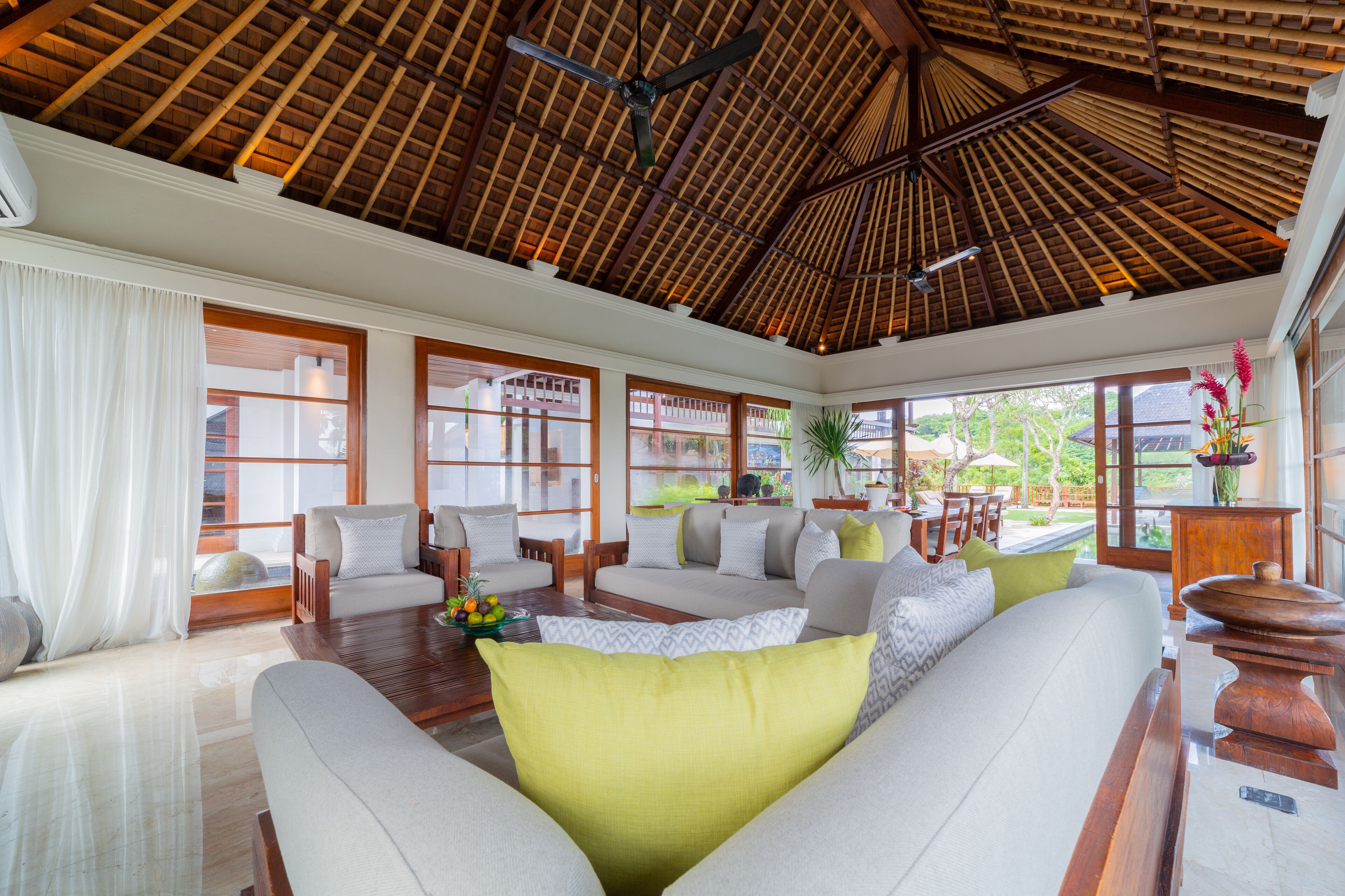 deluxe villa, 4 bedrooms, valley view | living area | tv, dvd player