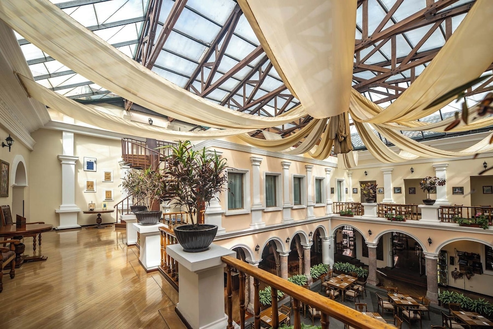 Hotel Patio Andaluz by null