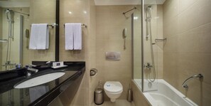 Combined shower/tub, free toiletries, hair dryer, bathrobes - Liberty Hotels Lara - All Inclusive (Antalya)