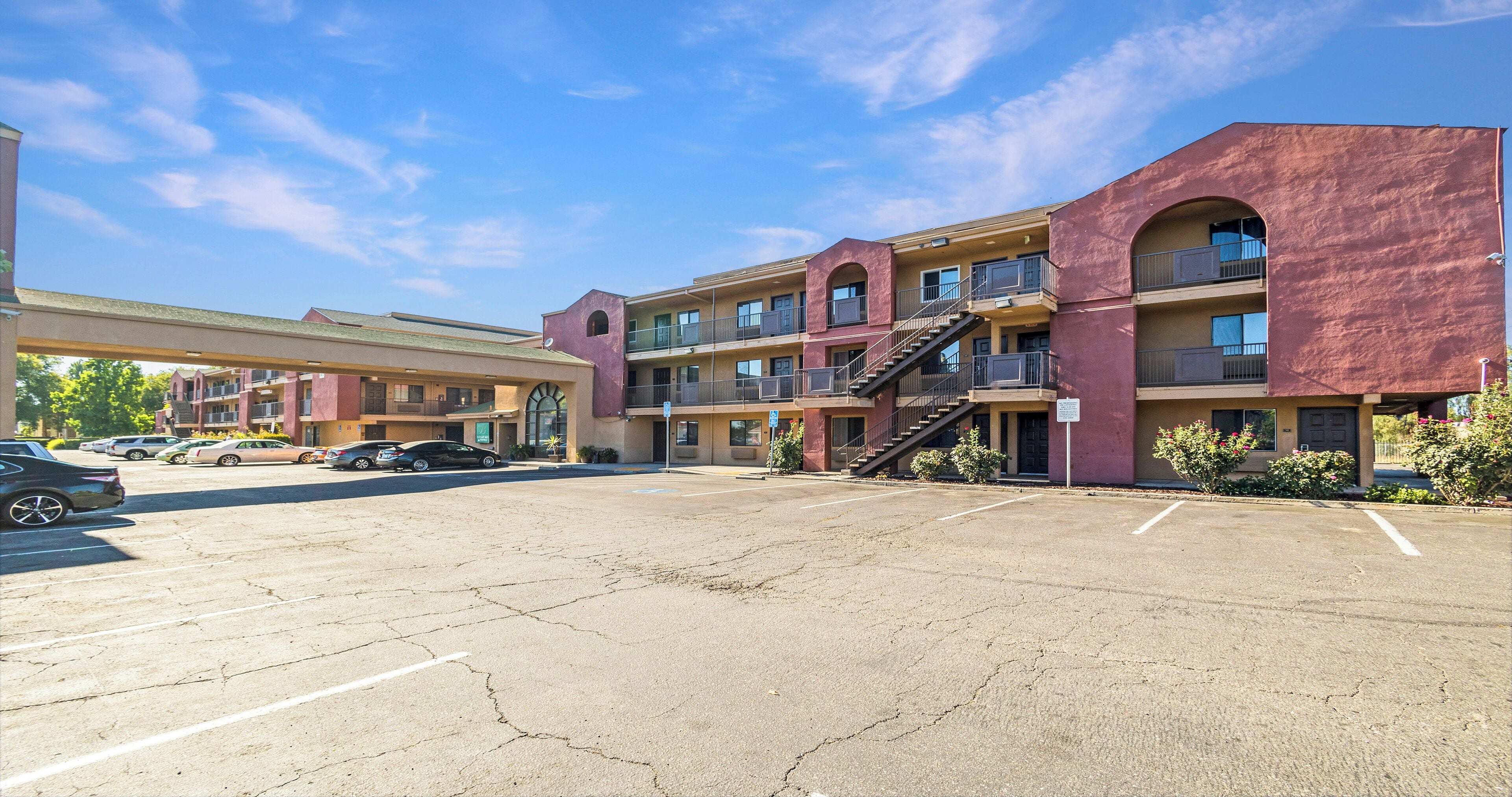 Photo - Budget Inn and Suites Stockton Yosemite