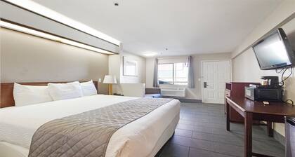 Budget Inn and Suites