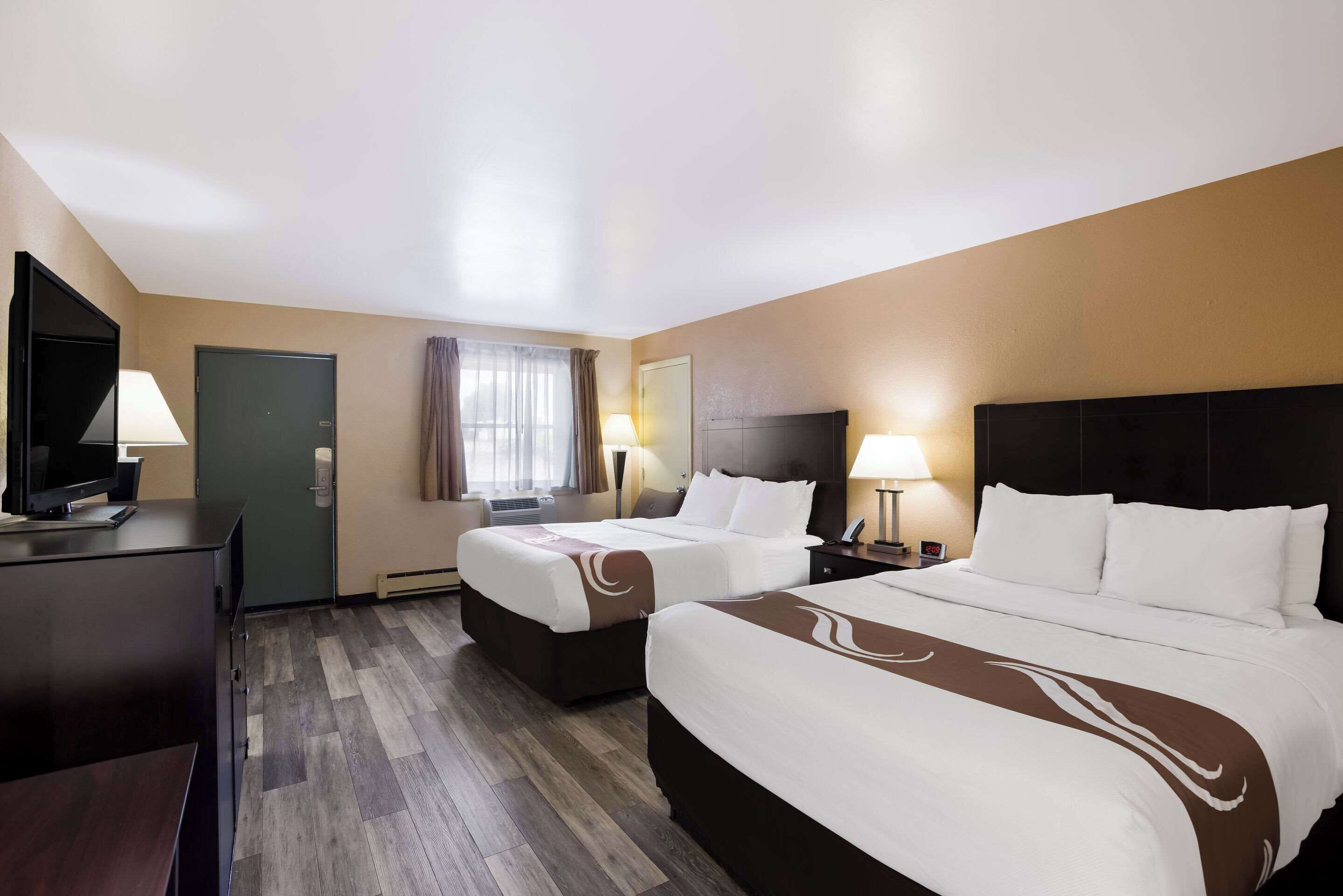 room, 2 queen beds, non smoking (pet friendly) | premium bedding, pillow-top beds, in-room safe, desk