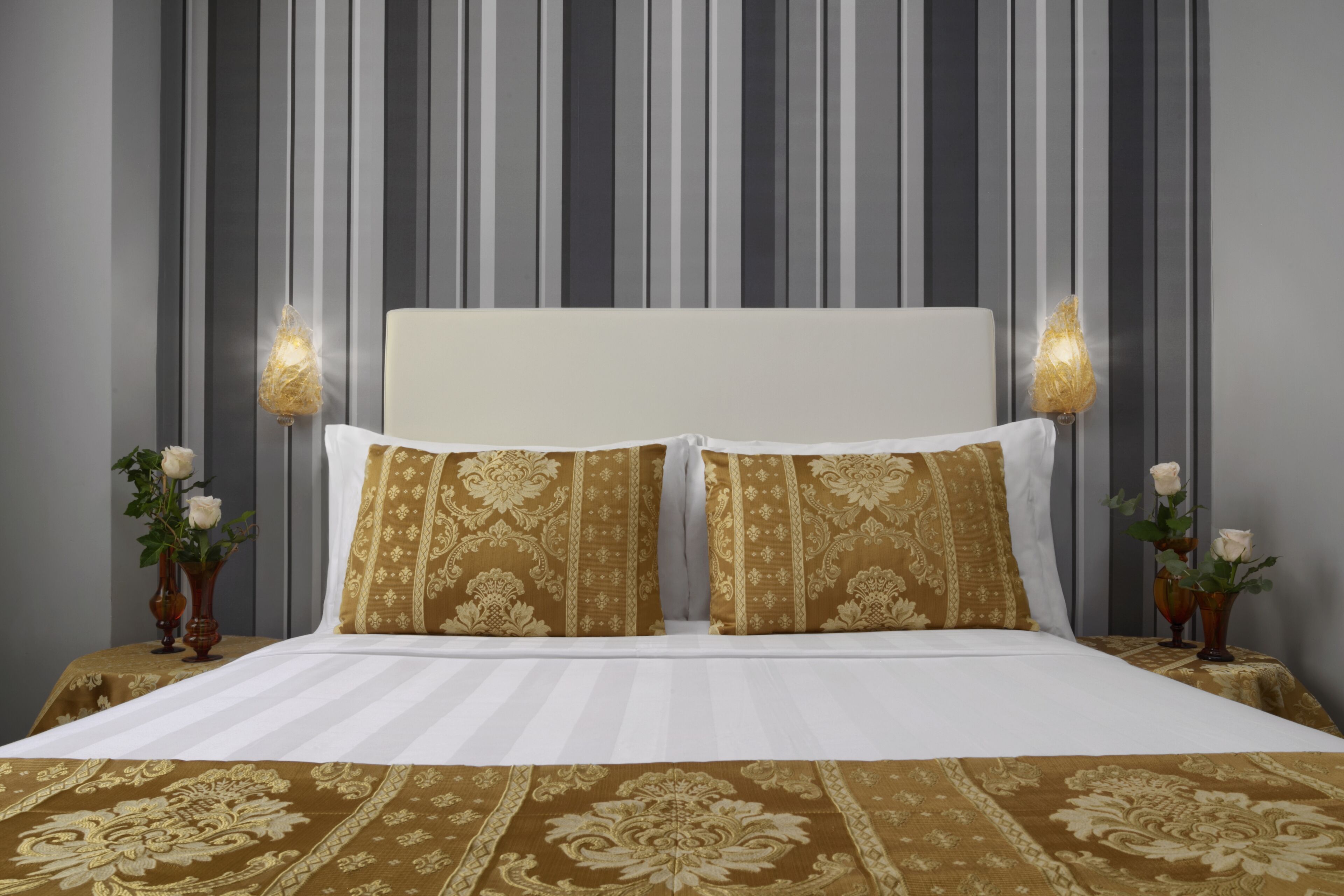 small double room | down duvets, minibar, in-room safe, desk