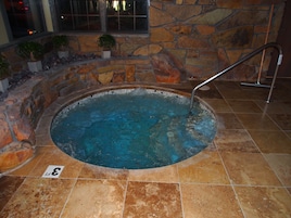 Indoor spa tub
