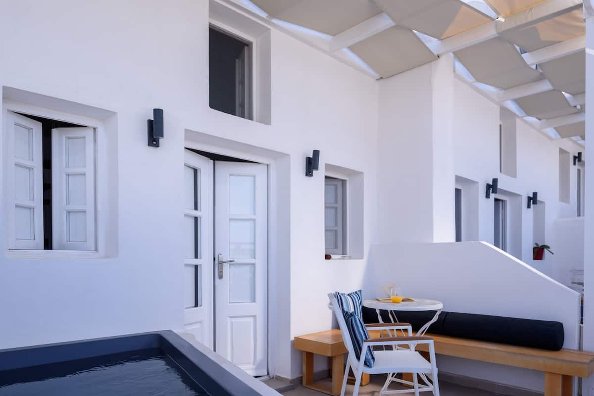 Apartment, 2 Bedrooms (Seasonal Hot Tub) | Tina de hidromasaje privada