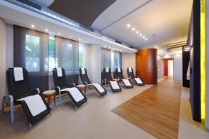 Sauna, 1 treatment room