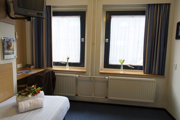 Unclassified image, 1 of 20, button - Maritime Hotel Rotterdam (Rotterdam)