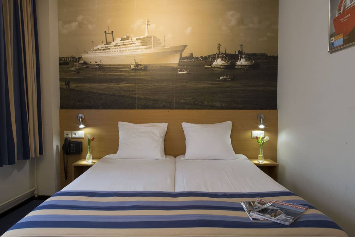 Standard Twin Room | Iron/ironing board, cribs/infant beds, free WiFi