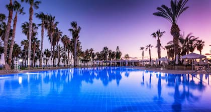 Louis Phaethon Beach