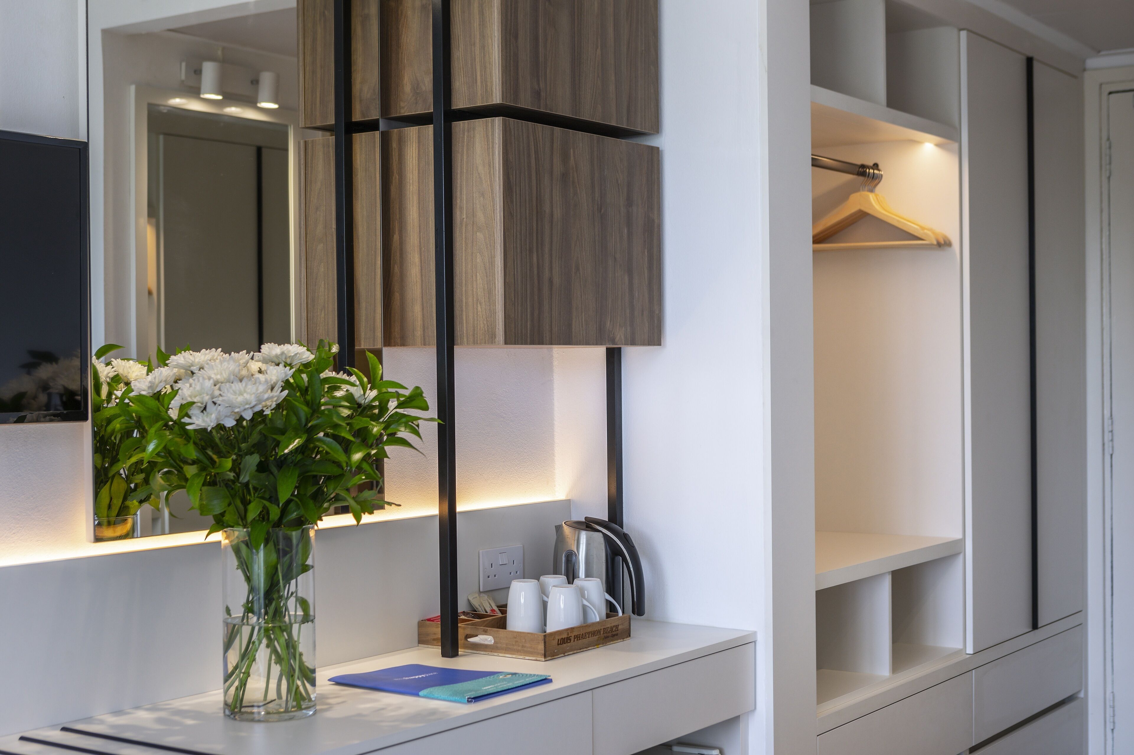 1 bedroom, in-room safe, desk, free cots/infant beds