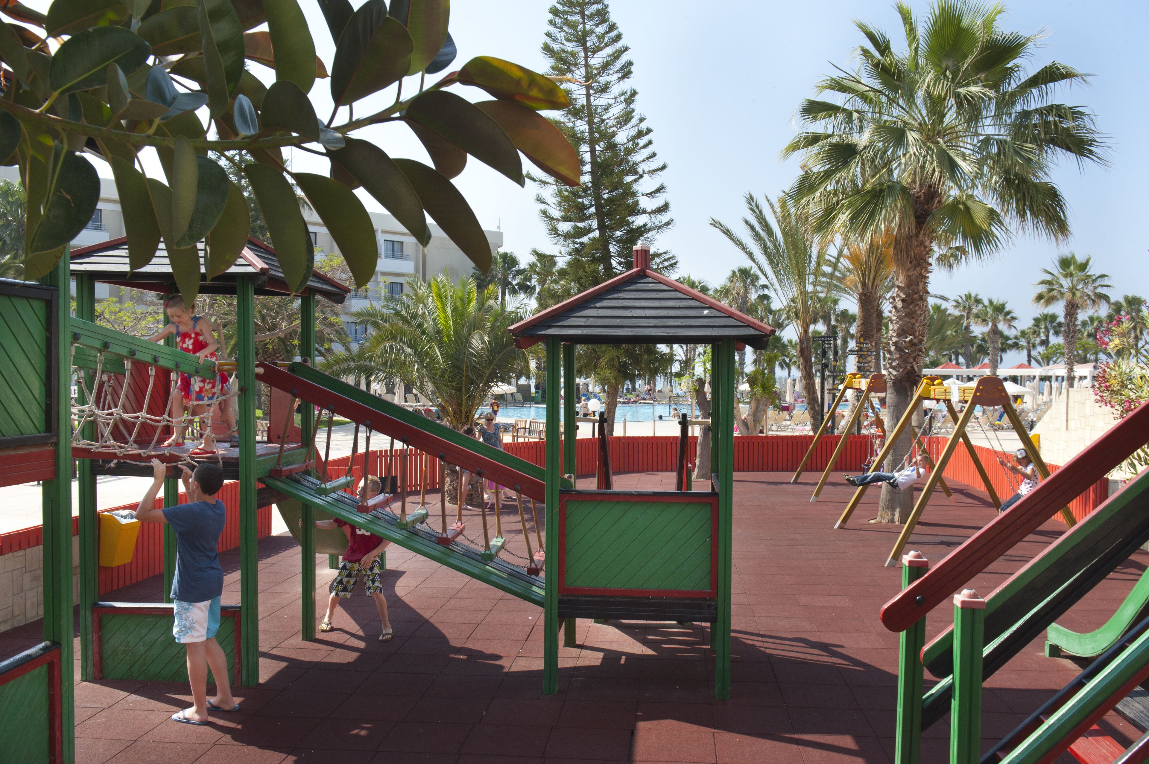 children’s play area – outdoor