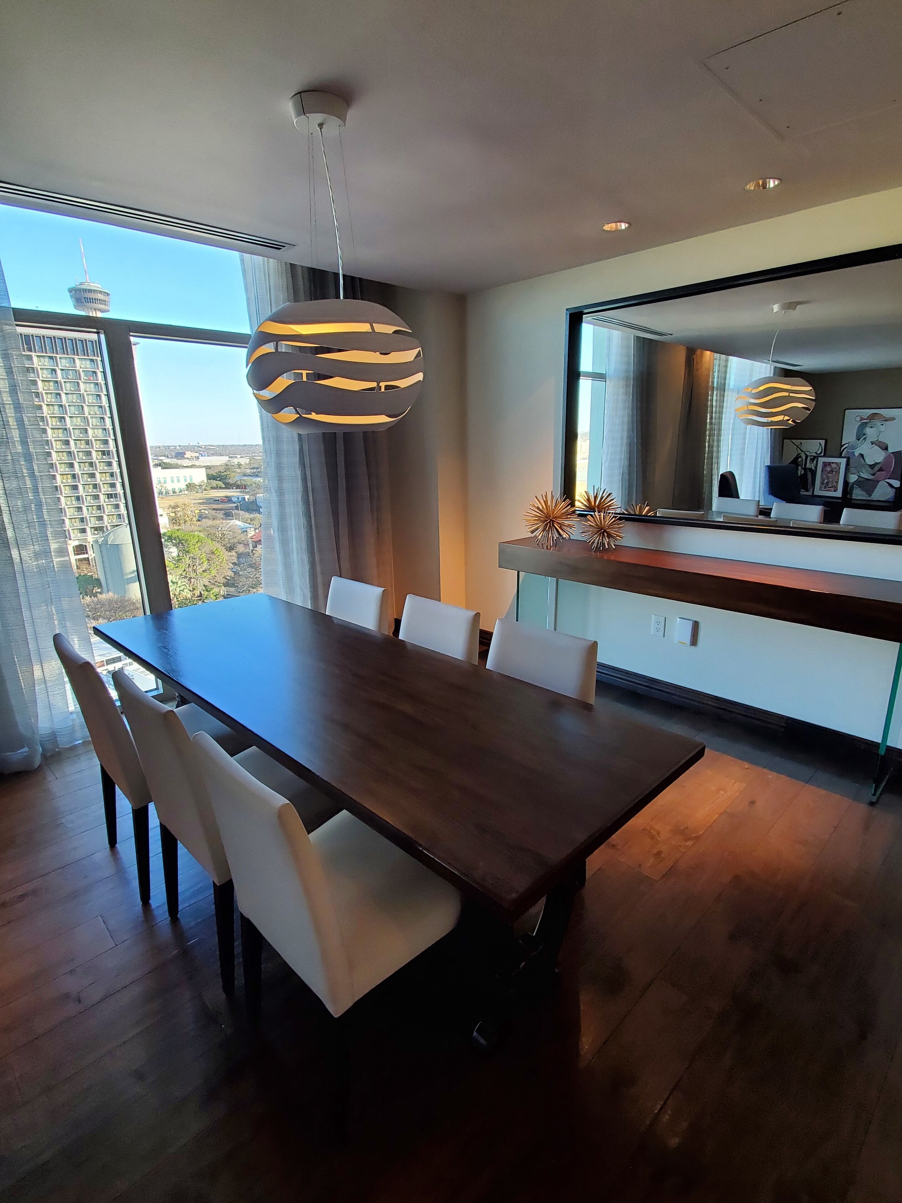 Suite, 1 kingsize bed, niet-roken | Dineren op de kamer