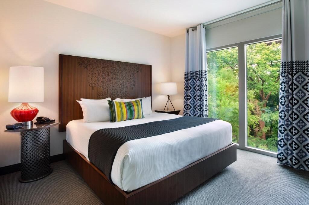 1 bedroom, premium bedding, pillow-top beds, in-room safe