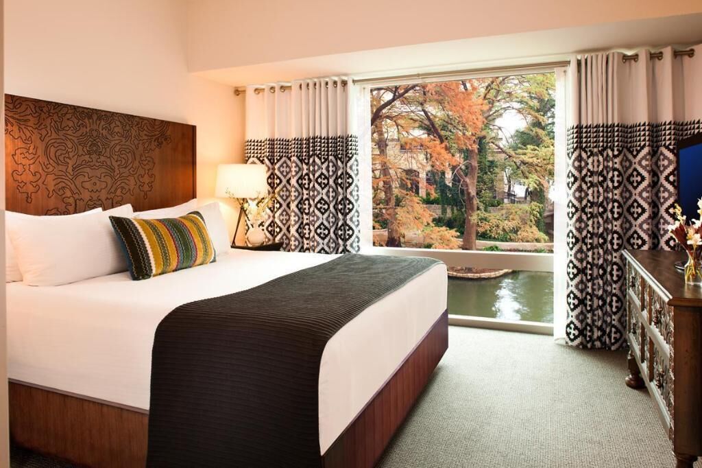 1 bedroom, premium bedding, pillow-top beds, in-room safe