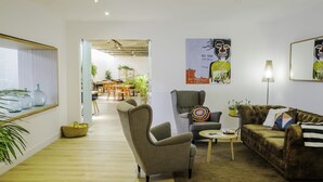 LCD TV - Hotel Mar Azul y Surf (Suances)