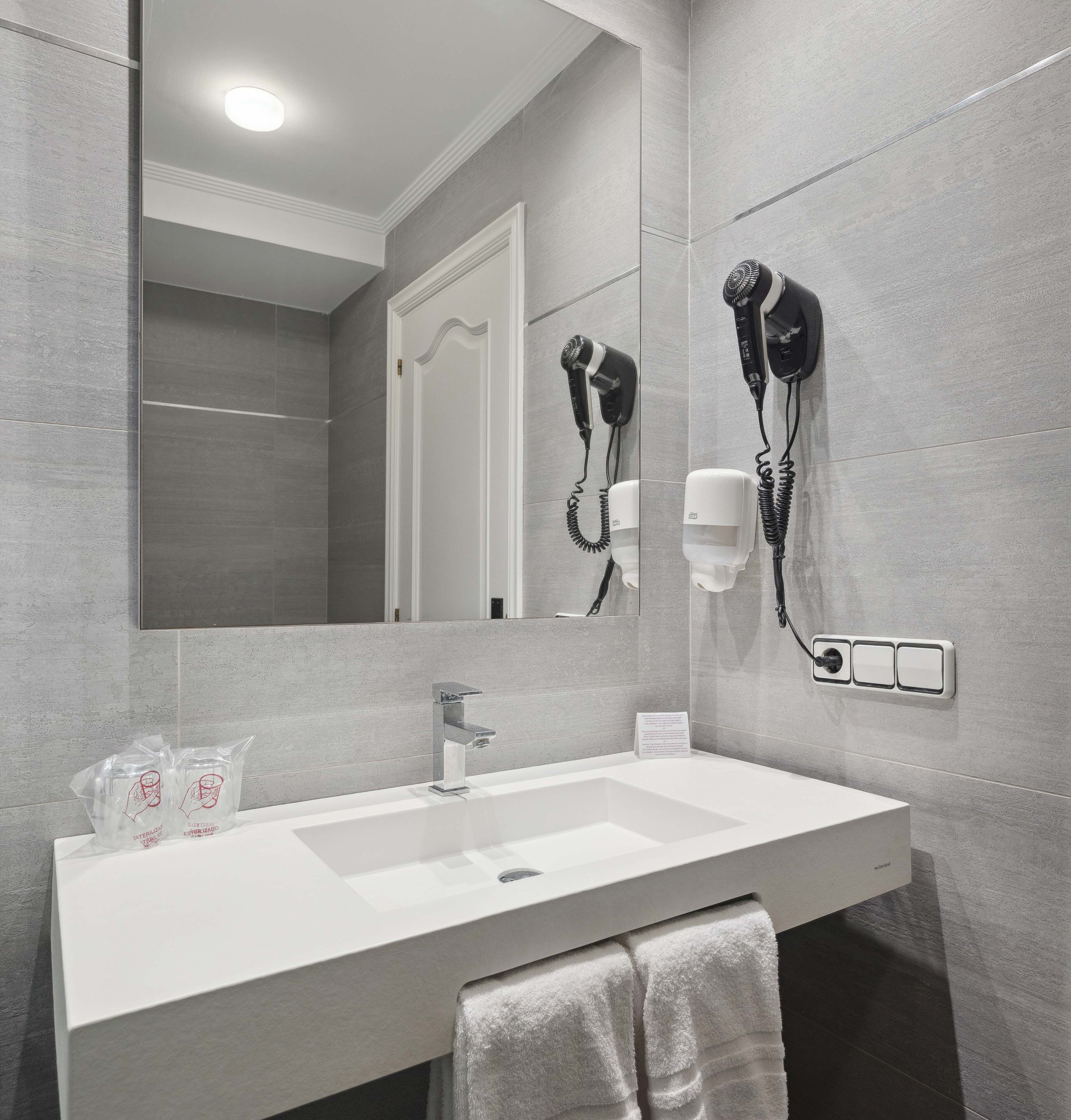 double room | bathroom | hair dryer, towels
