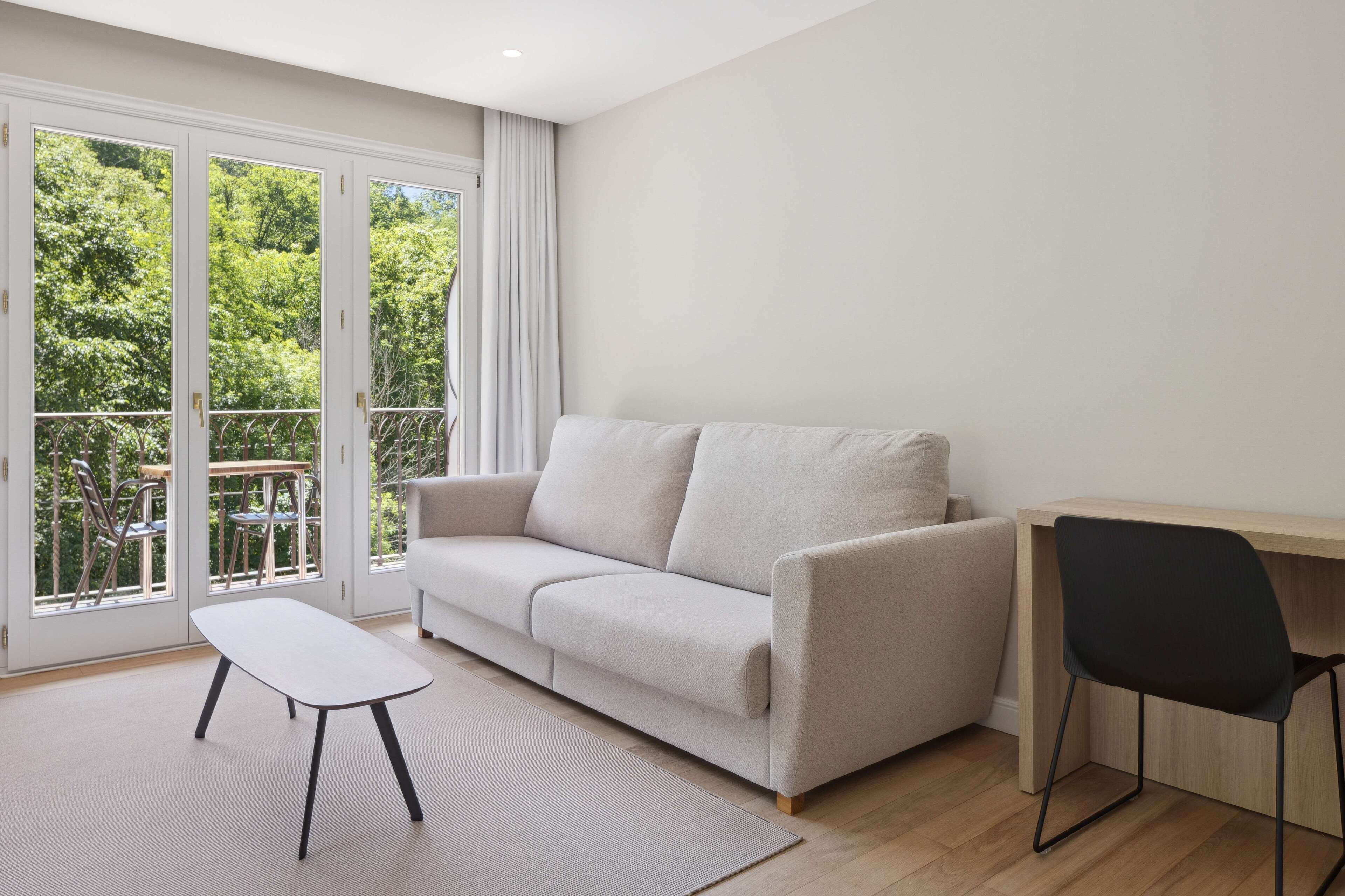 suite 1 | 1 bedroom, down duvets, in-room safe, desk