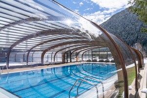 Indoor pool, outdoor pool