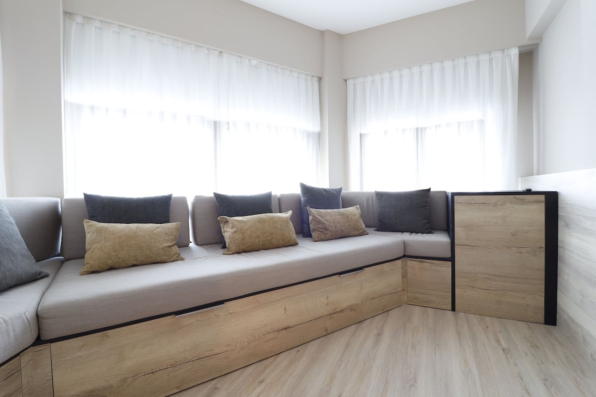 Een flatscreentelevisie
