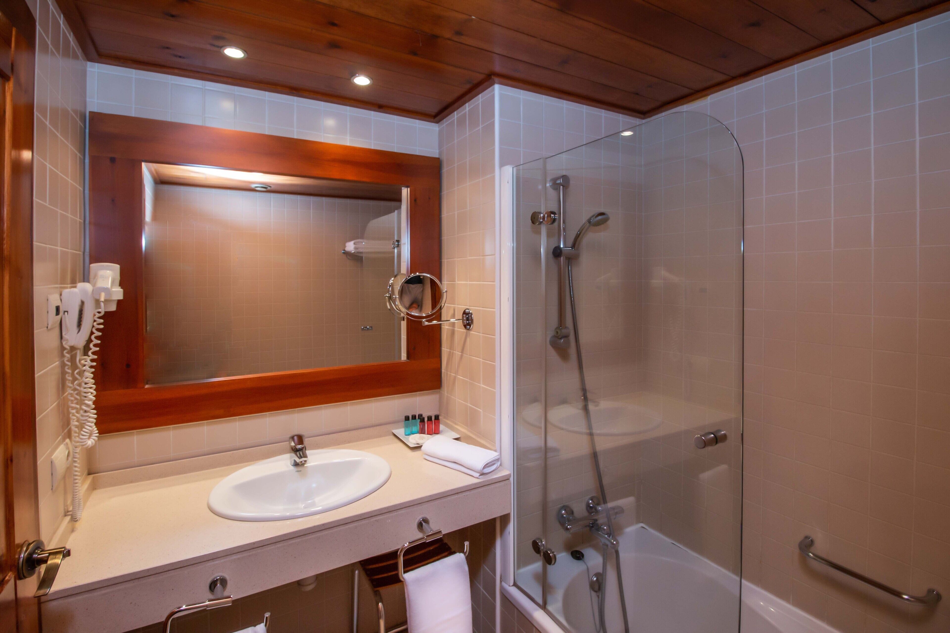 Photo - Hotel Fontanals Golf