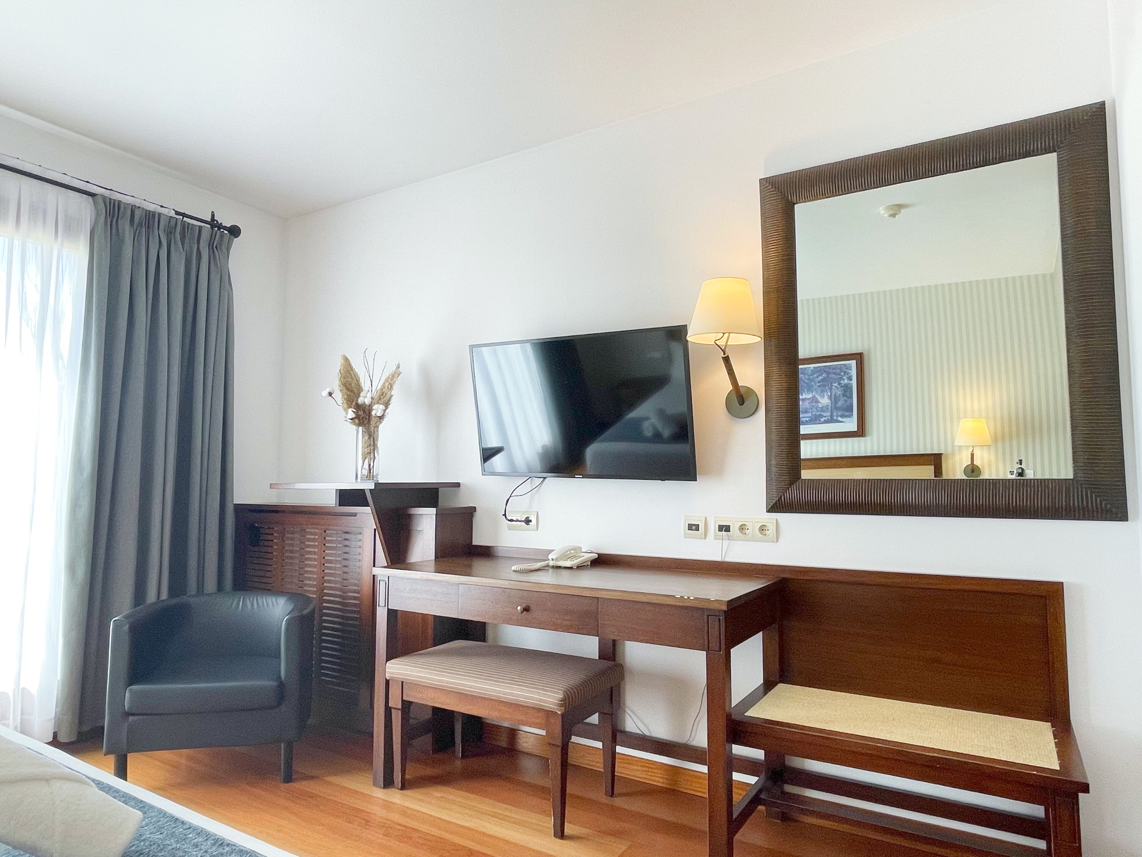 double room view valley | 1 bedroom, in-room safe, desk, blackout curtains