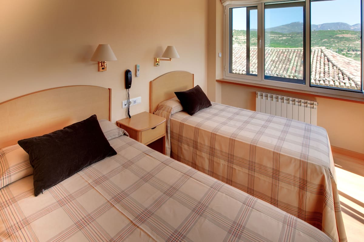 Doppelzimmer, 2 Einzelbetten | Ausblick vom Zimmer