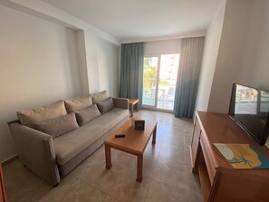 Télévision, table de tennis de table