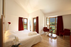 Sábanas de algodón egipcio, ropa de cama de alta calidad y minibar 