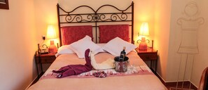 Minibar, in-room safe, desk, rollaway beds