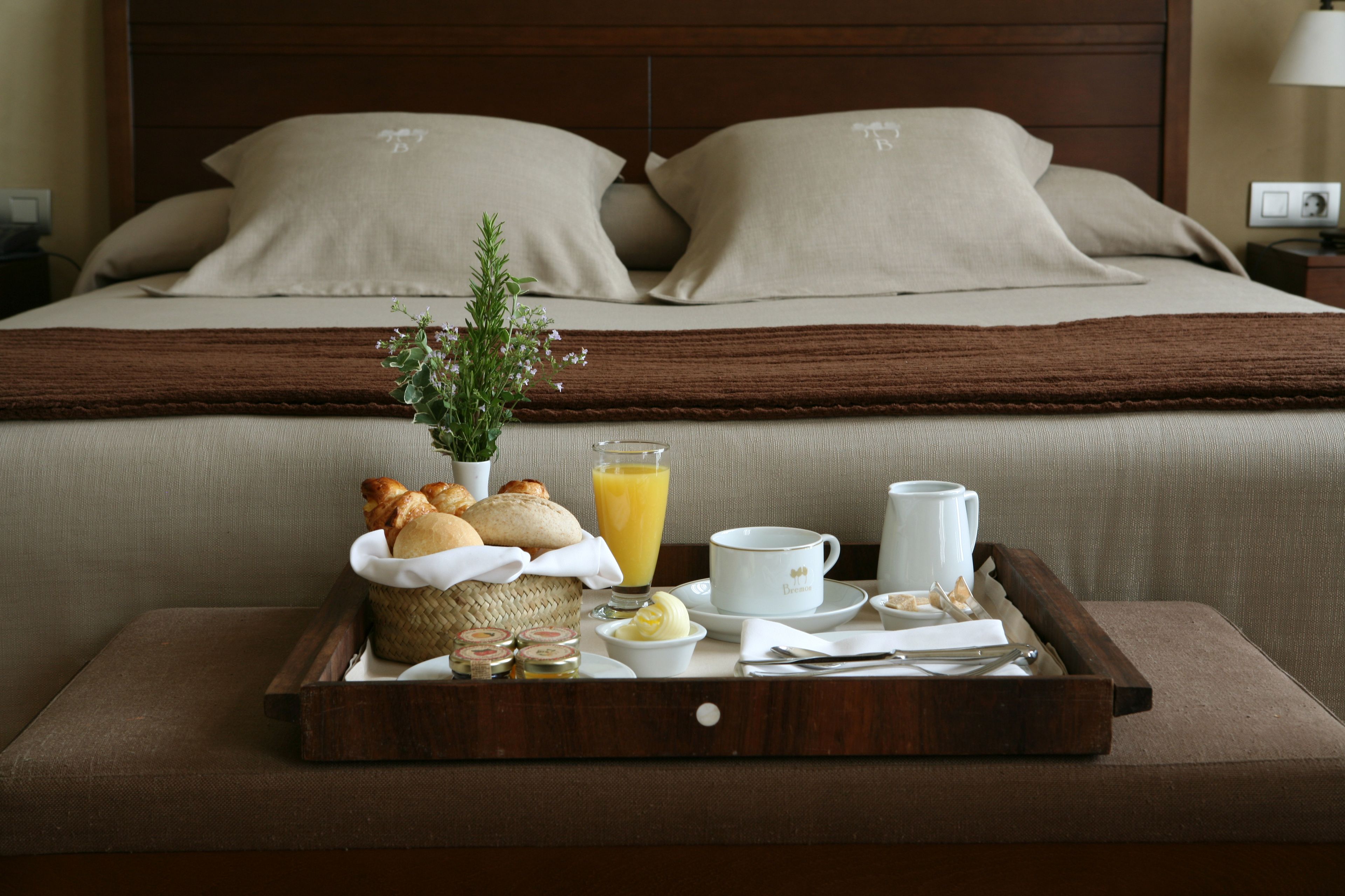 2 bedrooms, in-room safe, desk, laptop workspace