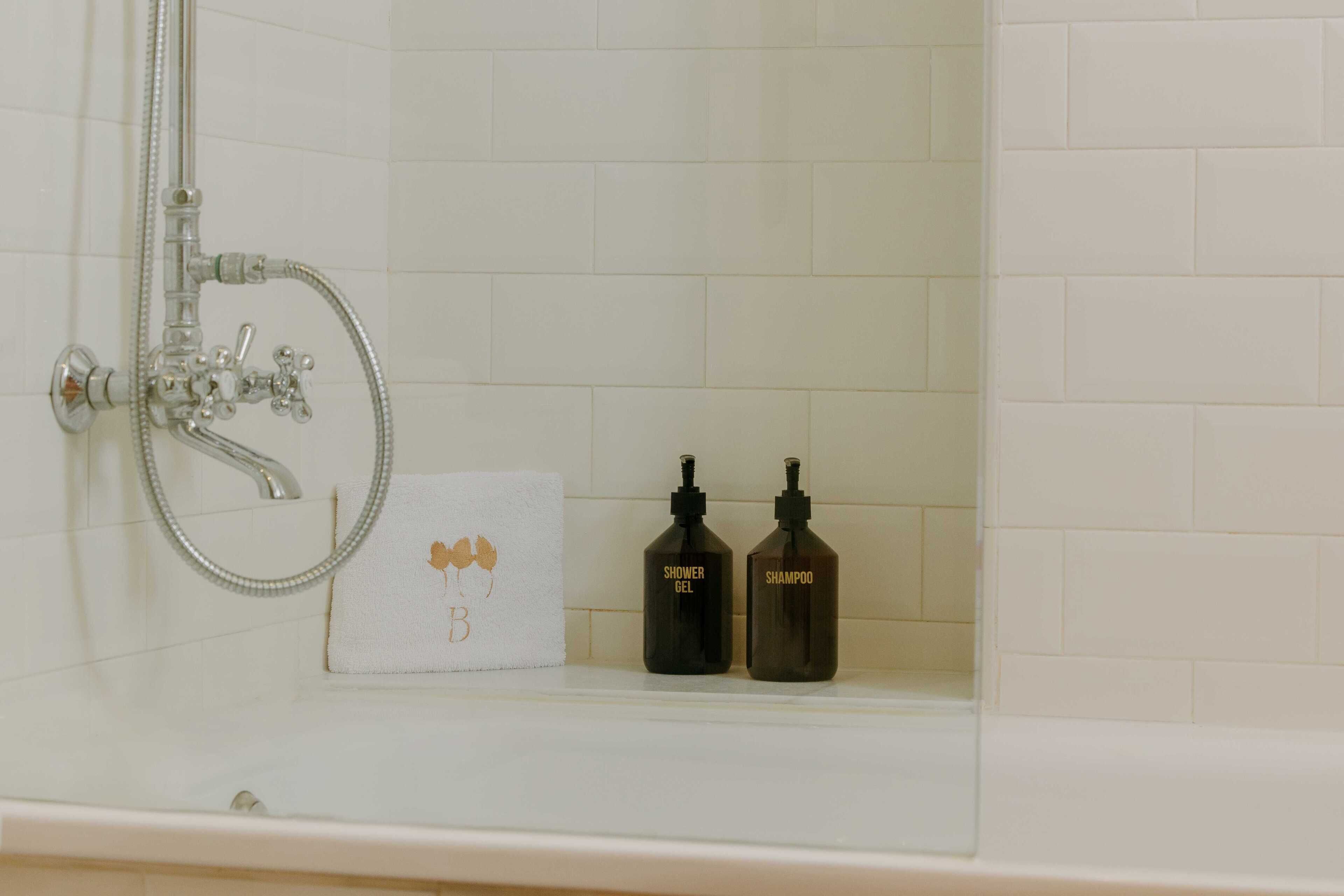 Chambre Triple Supérieure | Salle de bain