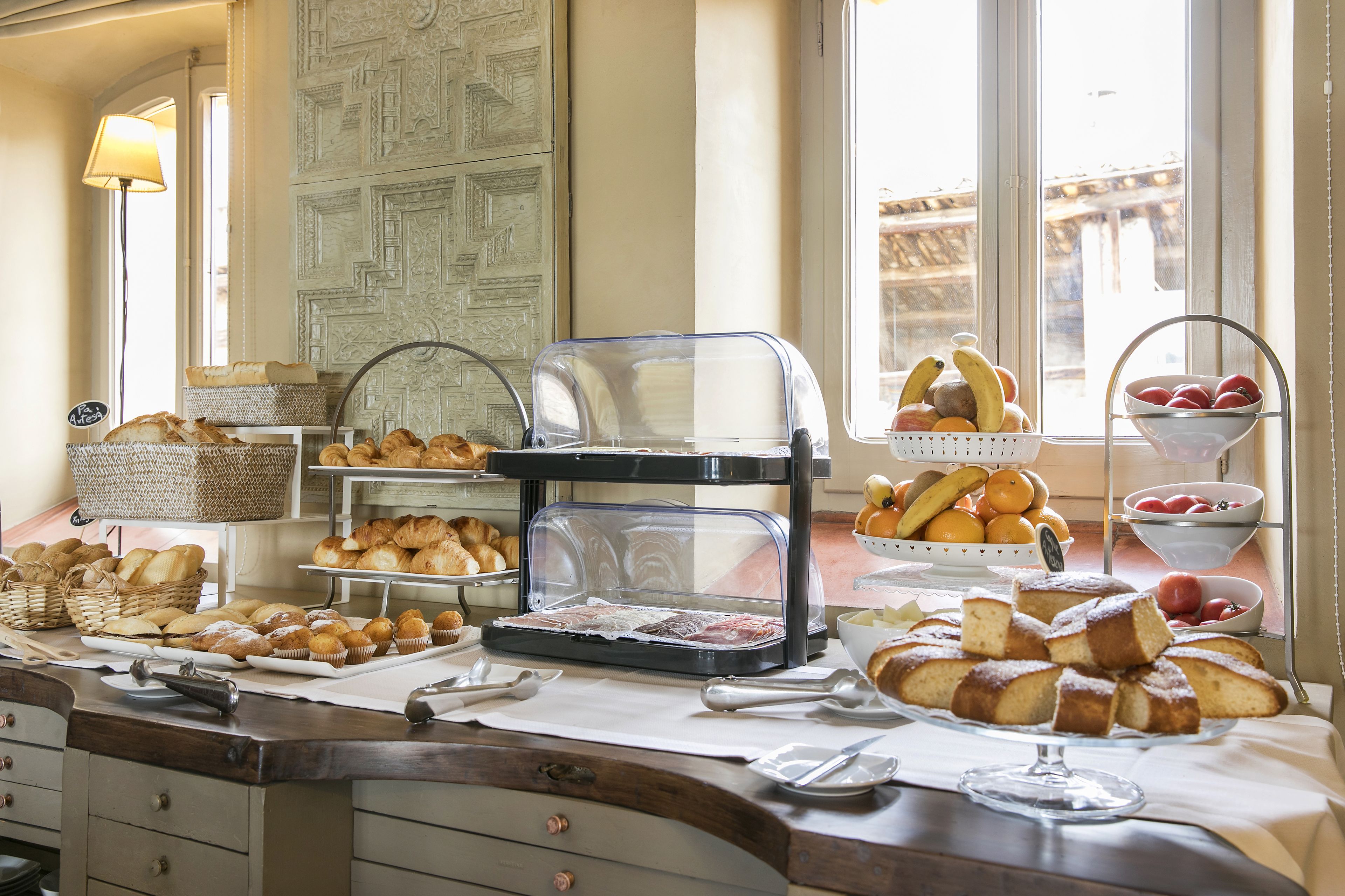 daily buffet breakfast (eur 12 per person)