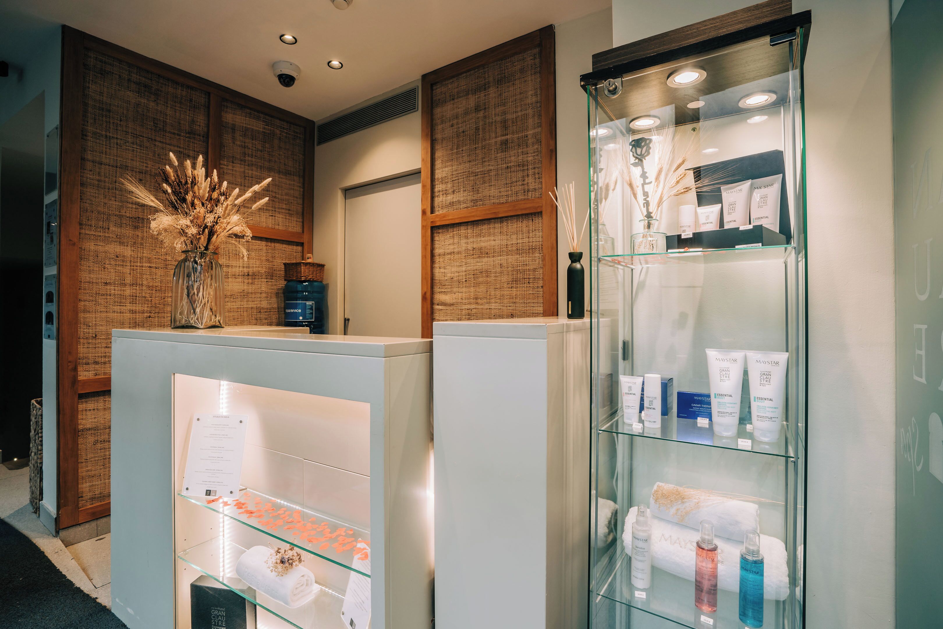 turkish bath/hammam, body treatments, prenatal massages, sports massages