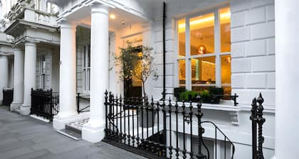 The Porchester Hotel