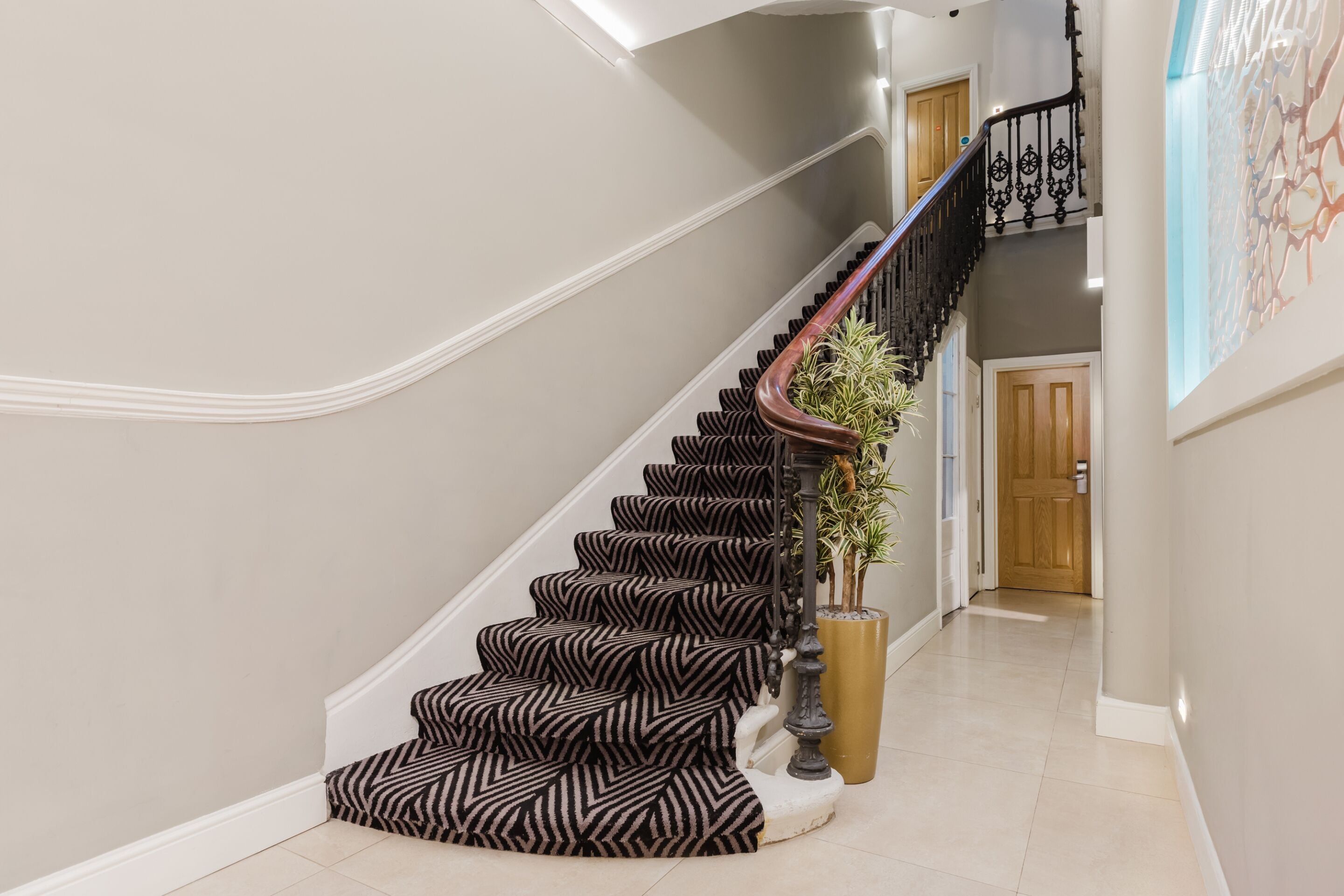 Photo - The Porchester Hotel