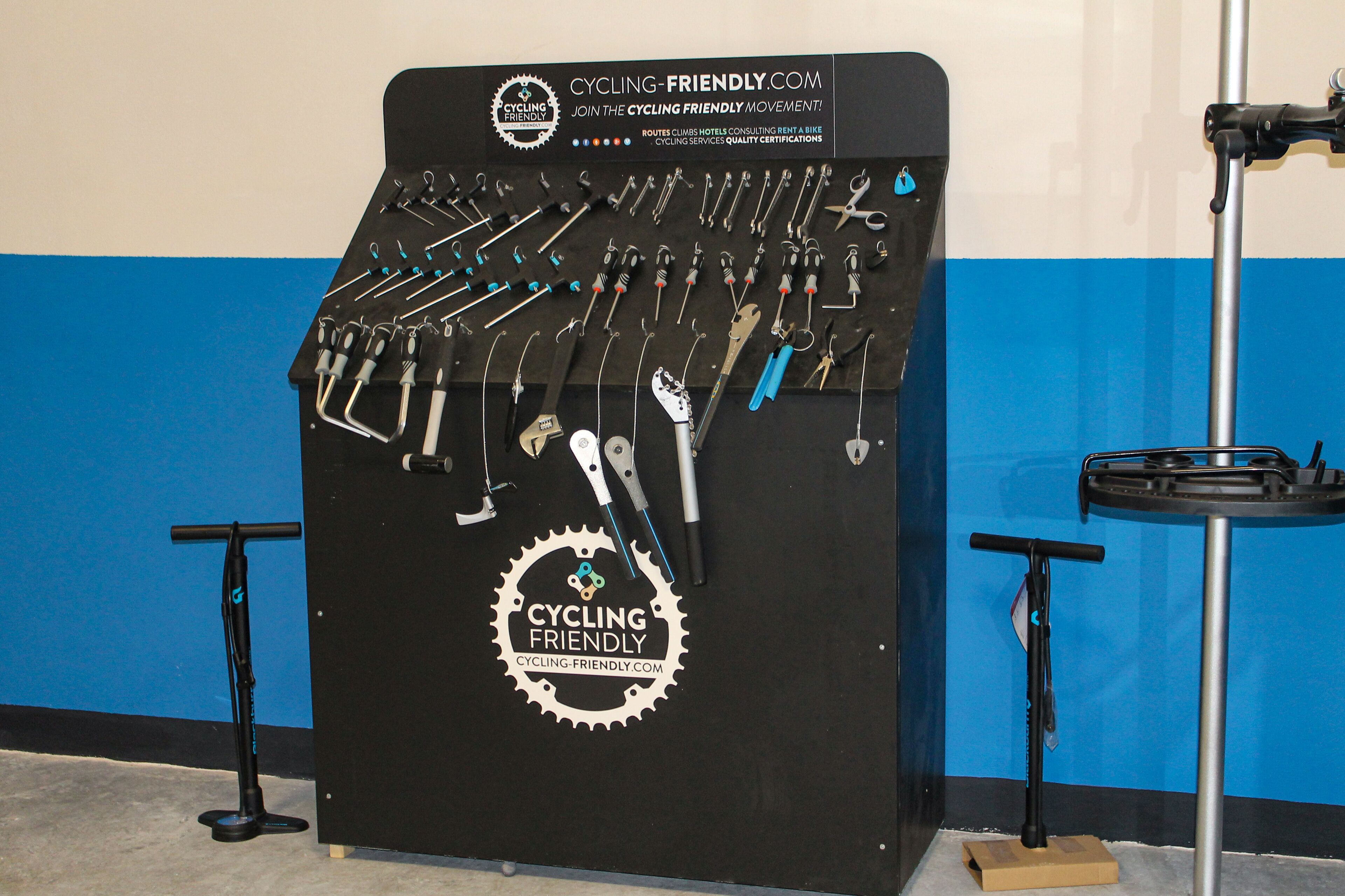 double room, terrace (cycling) | living area | led tv