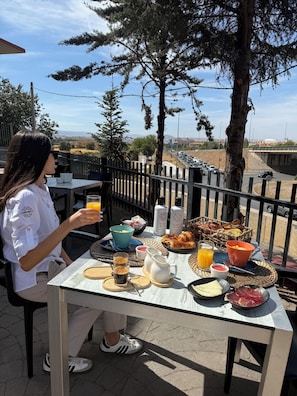 Restaurant - Hotel Saylu (Granada)