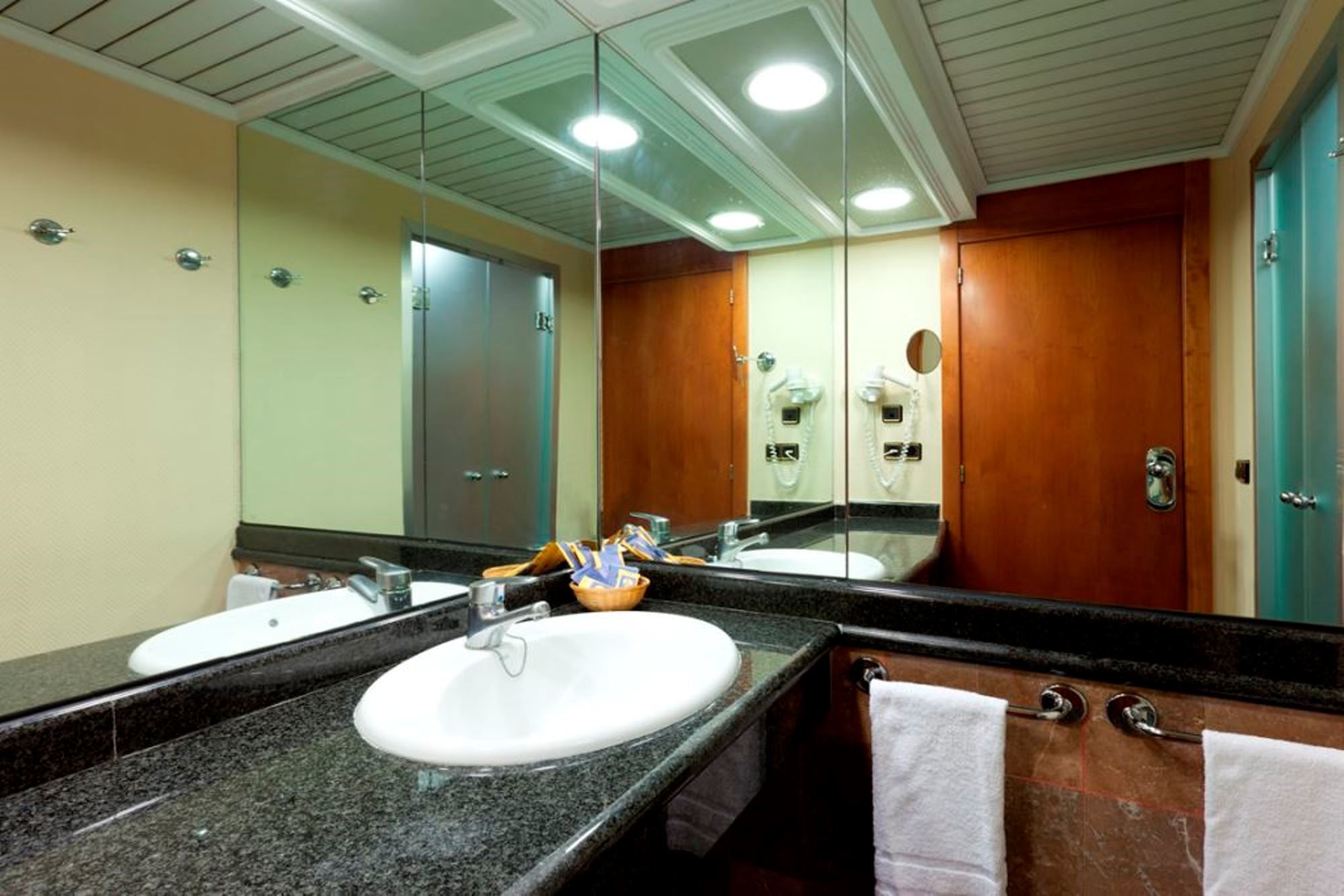 Photo - Gran Hotel Bali & Spa