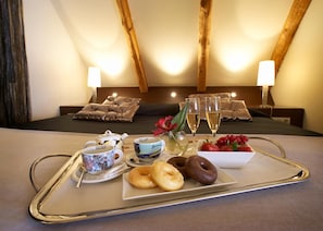 Minibar, in-room safe, desk, soundproofing