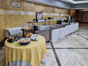 Daily continental breakfast for a fee