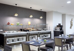 Bar (on property) - Exe Zaragoza WTC (Zaragoza)